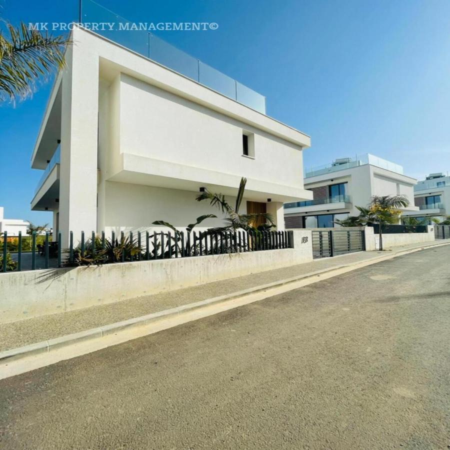 By The Beach Villa Natalya Protaras Exterior foto