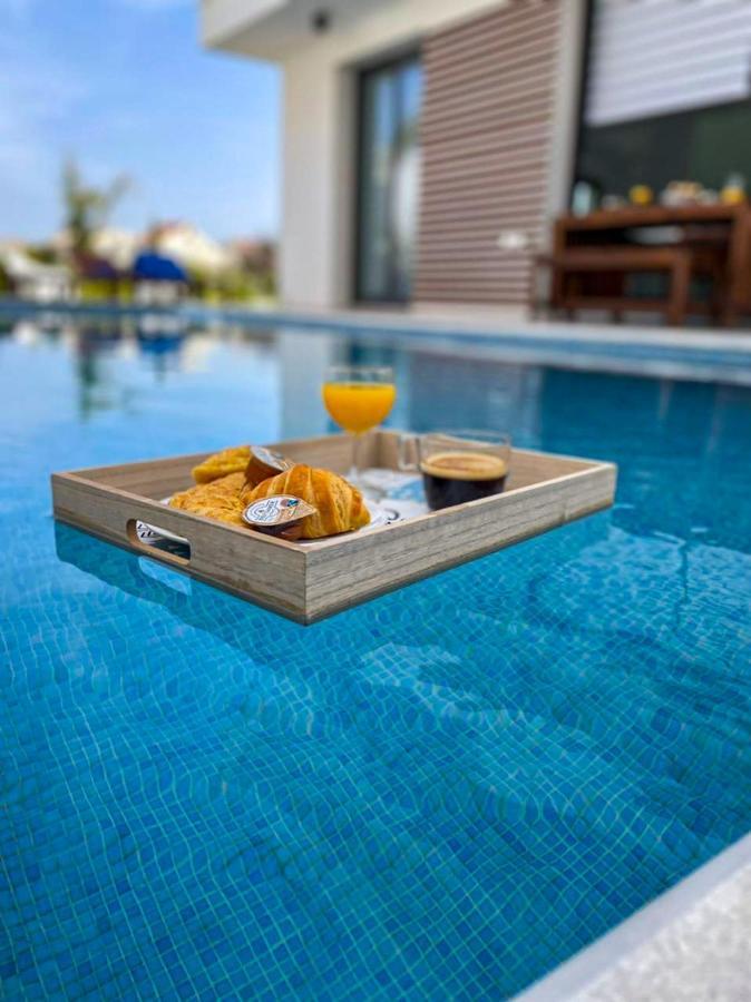 By The Beach Villa Natalya Protaras Exterior foto