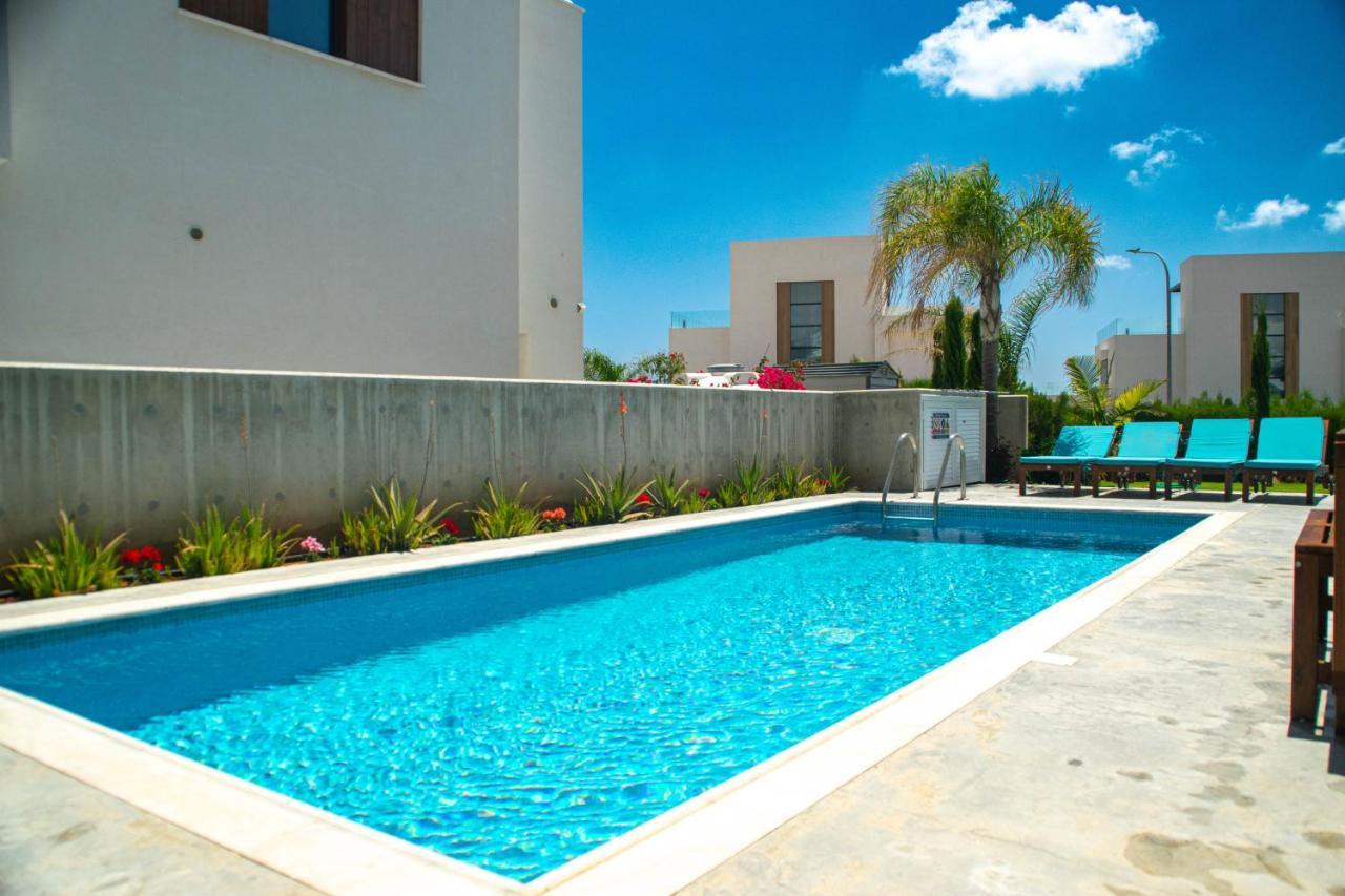By The Beach Villa Natalya Protaras Exterior foto